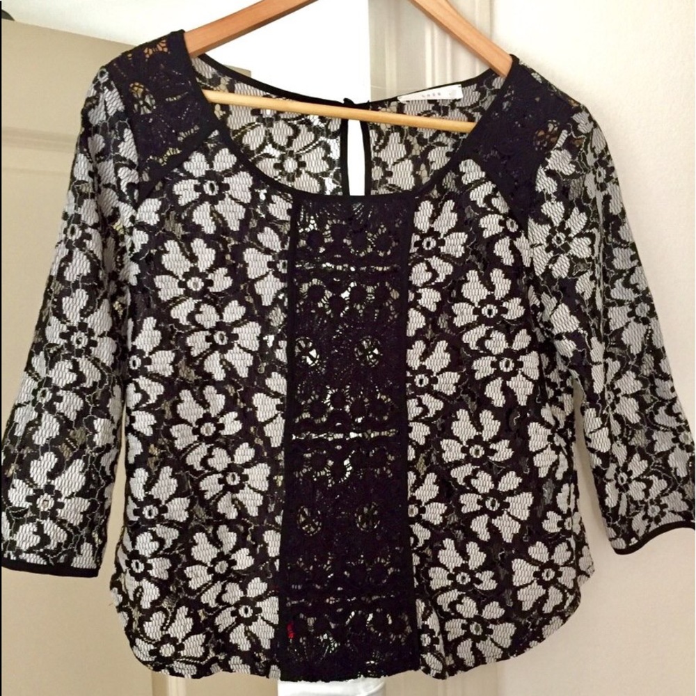 🌼NWT SUPER CUTE NORDSTROM 60’S VIBE DAISY LACE TOP!✌🏼
